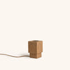 Lampe de table Eclipse en grès ocre – H 20,5 cm