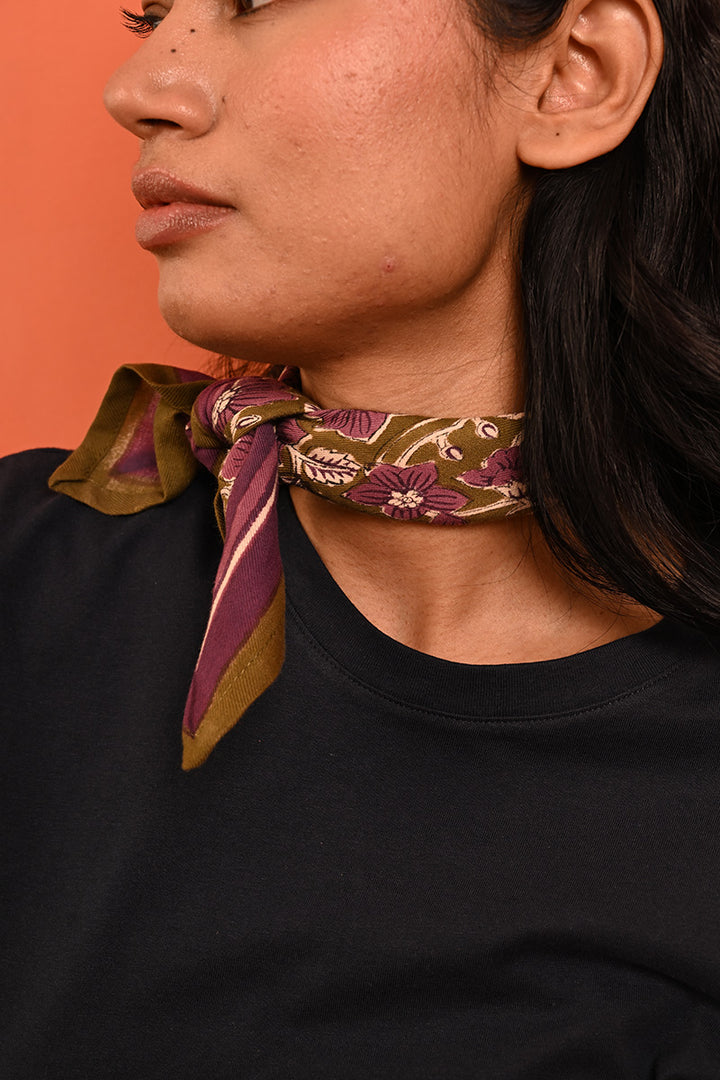 Petit foulard HÉLIOS Kaki — vue 2