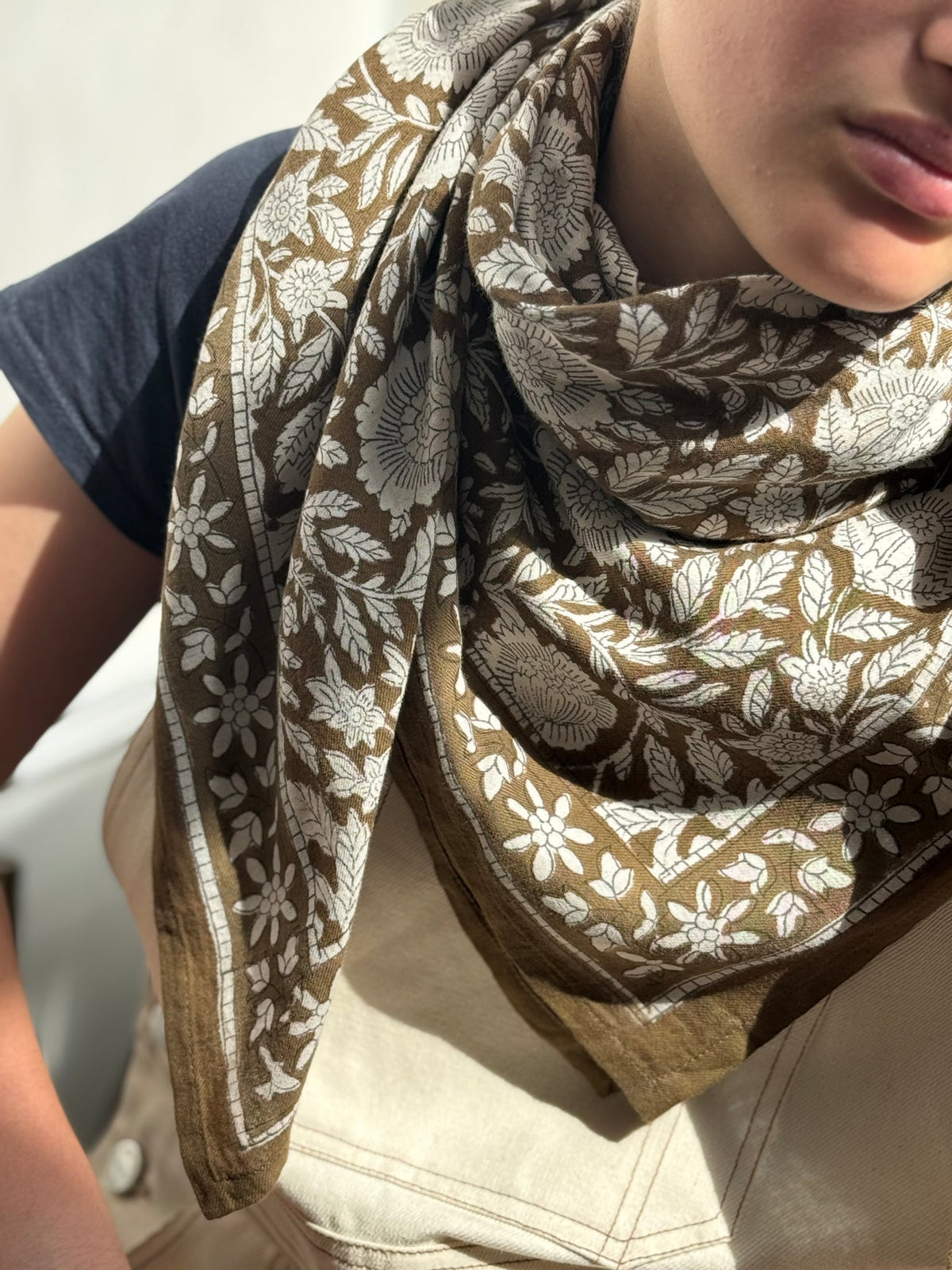 Grand foulard ANTIOCHE Kaki — vue 2